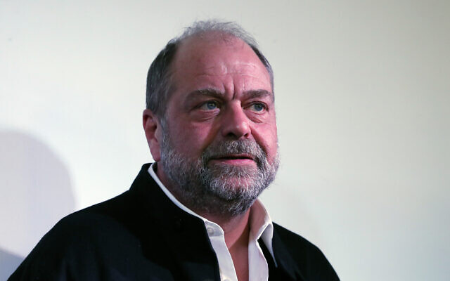 L'avocat français Eric Dupond-Moretti assiste à une conférence de presse organisée par Reporters sans frontières à Paris, le 20 février 2020. (AP / Francois Mori) L'avocat français Eric Dupond-Moretti assiste à une conférence de presse organisée par Reporters sans frontières à Paris, le 20 février 2020. (AP / Francois Mori)
