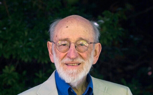 Russell Kirsch, informaticien reconnu pour avoir inventé le pixel et numérisé la première photographie numérique au monde. (Jamie Francis / The Oregonian via AP, File)