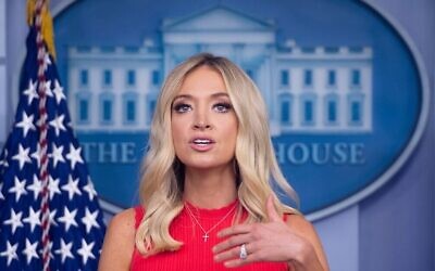 La porte-parole de la Maison Blanche 
Kayleigh McEnany s'exprime le 10 juin 2020 dans la Brady Briefing Room de la Maison Blanche à Washington, DC. (Photo par SAUL LOEB / AFP)