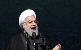 Le président iranien Hassan Rouhani s'exprime lors d'une cérémonie pour marquer le 41ème anniversaire de la révolution islamique sur la place Azadi à Téhéran, le 11 février 2020. (AP Photo/Ebrahim Noroozi).