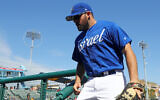 Cody Decker joue pour l'équipe d'Israël lors d'un match de qualification pour la 2016 World Baseball Classic au MCU Park à Brooklyn, New York, le 23 septembre 2016. (Alex Trautwig/MLB via Getty Images/via JTA)