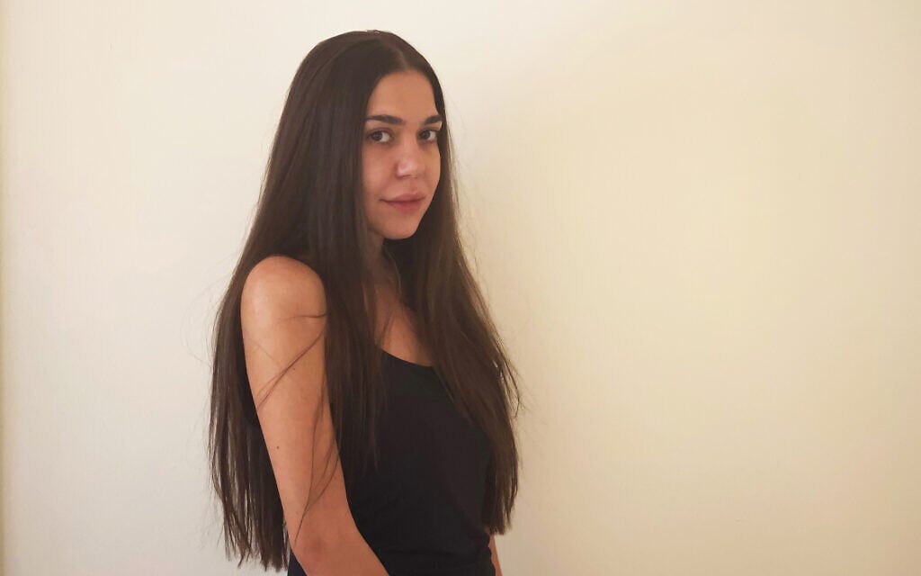 Heba Nabil Iskandarani a dit que c'est une addiction pour l'appartenance qui l'a amenée à se pencher sur l'histoire de sa famille (Autorisation : Iskandarani/ via JTA) Heba Nabil Iskandarani a dit que c'est une addiction pour l'appartenance qui l'a amenée à se pencher sur l'histoire de sa famille (Autorisation : Iskandarani/ via JTA)