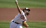 Le pitcher des Baltimore Orioles Dean Kremer lors du match contre les New York Yankees, le 6 septembre 2020, à Baltimore, aux États-Unis (Crédit : AP Photo/Gail Burton)