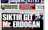 Le journal grec Demokratia insultant, en turc, le président Recep Tayyip Erdogan. (Demokratia)