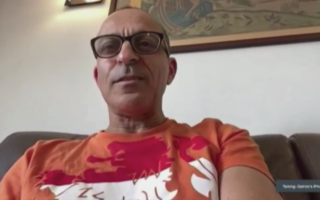 Le responsable de la lutte contre le coronavirus, le Prof. Ronni Gamzu, lors d'une réunion avec des responsables de santé via Zoom, le 9 septembre 2020. (Capture écran / ministère de la Santé)