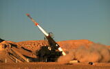 Un missile sol-air SPYDER tiré lors d'un essai, sur une photo non datée. (Crédit : Rafael Advanced Defense Systems Ltd.)