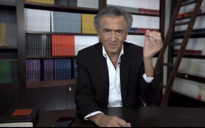 Le célèbre philosophe français Bernard-Henri Levy intervient lors du 38e Congrès sioniste mondial, le 20 octobre 2020. (Capture d'écran)