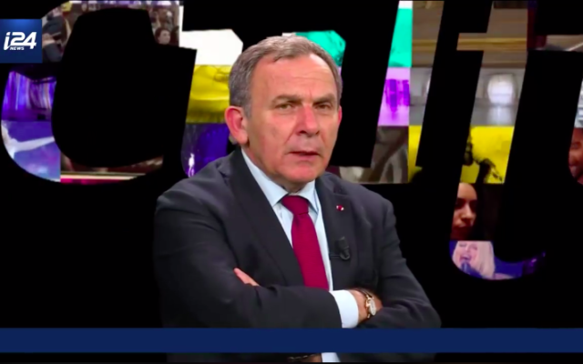 L'avocat Francis Szpiner à l’antenne d’i24NEWS. (Crédit : i24NEWS)