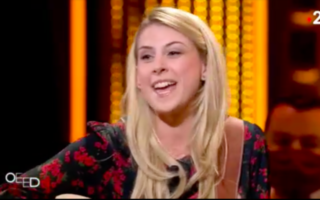 Laura Laune dans l’émission « On est en direct » sur France 2. (Crédit : capture d’écran / France 2)