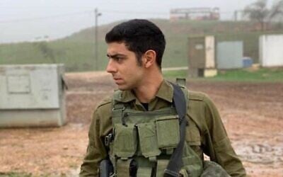 Le sergent de première classe Amit Ben-Ygal, tué après avoir reçu une pierre à la tête pendant un raid d'arrestations dans le village de Yabed, en Cisjordanie, le 12 mai 2020. (Crédit : Réseaux sociaux)