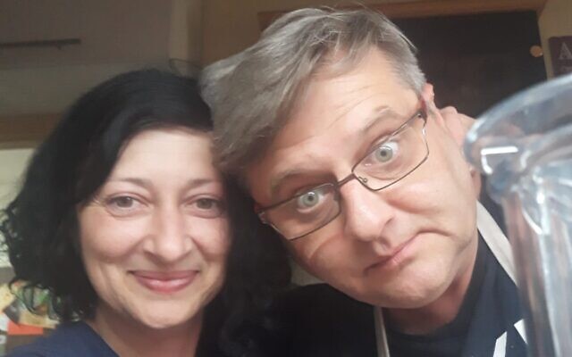 David Vodiansky, (à droite), avec sa femme Alin Zaraabel. (Avec l'aimable autorisation d'Alin Zaraabel)