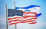 Illustration : Des drapeaux américain et israélien. (Crédit : 3dmitry/iStock by Getty Images)