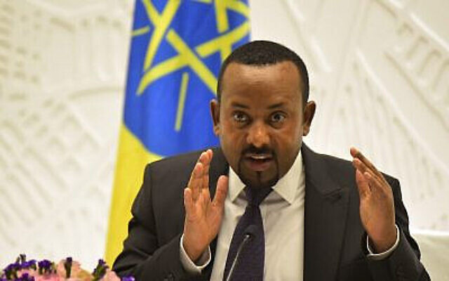 Sur cette photo prise le 1er août 2019, le Premier ministre éthiopien Abiy Ahmed donne une conférence de presse au bureau du Premier ministre dans la capitale, Addis-Abeba. (MICHAEL TEWELDE / AFP) Sur cette photo prise le 1er août 2019, le Premier ministre éthiopien Abiy Ahmed donne une conférence de presse au bureau du Premier ministre dans la capitale, Addis-Abeba. (MICHAEL TEWELDE / AFP)