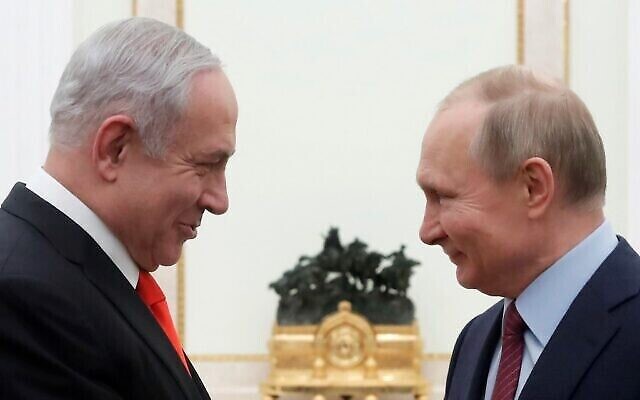 Le président russe Vladimir Poutine, à droite, rencontrant le Premier ministre Benjamin Netanyahu au Kremlin, à Moscou, le 30 janvier 2020. (Crédit : Maxim Shemetov/POOL/AFP/Dossier) Le président russe Vladimir Poutine, à droite, rencontrant le Premier ministre Benjamin Netanyahu au Kremlin, à Moscou, le 30 janvier 2020. (Crédit : Maxim Shemetov/POOL/AFP/Dossier)