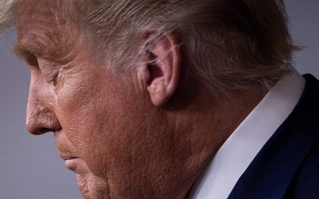 Le président américain Donald Trump s'exprime dans la salle de briefing Brady de la Maison Blanche à Washington, DC, le 5 novembre 2020. Il prétend avoir remporté l'élection mais qu’on lui a volé la victoire. (Brendan Smialowski / AFP)
