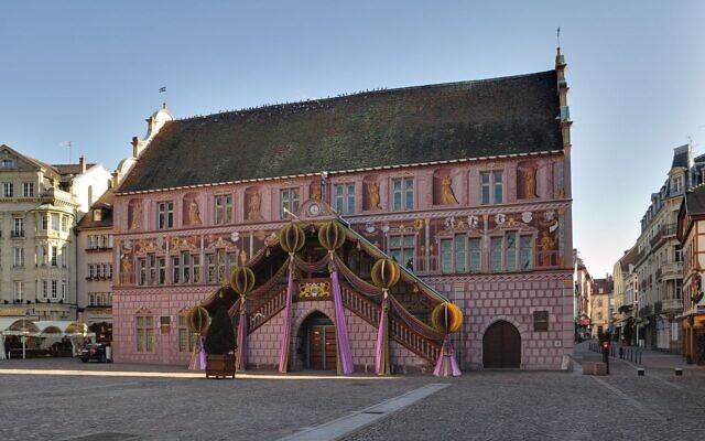 Illustration : l'hôtel de ville de Mulhouse. (Crédit : CC BY-SA 3.0) Illustration : l'hôtel de ville de Mulhouse. (Crédit : CC BY-SA 3.0)