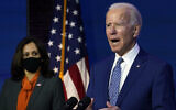 Le président désigné des États-Unis Joe Biden, rejoint par la vice-présidente désignée Kamala Harris, s'exprime au Queen Theater, le 9 novembre 2020, à Wilmington, Delaware. (AP Photo/Carolyn Kaster)