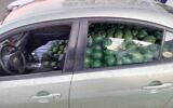 Une voiture remplie d'avocats volés, le 26 décembre 2020. (Crédit : Police israélienne)