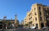 Le centre-ville de Beyrouth, déserte, en pleine confinement pour endiguer la pandémie de coronavirus, le 10 janvier 2021. (Crédit : ANWAR AMRO / AFP)