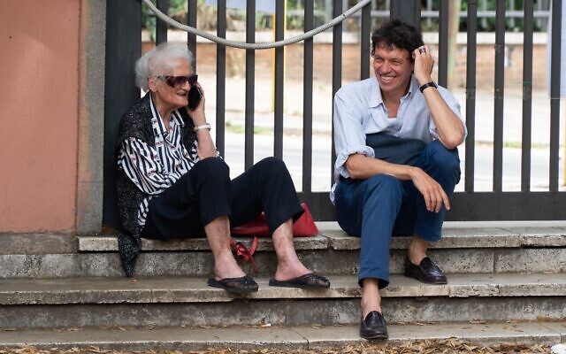 Silvana Ajò Cagli, à gauche, avait neuf ans quand lorsqu'elle a été renvoyée de l'école parce qu'elle était Juive. (Autorisation)