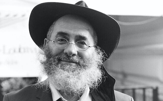 Le rabbin David Zaoui, émissaire Loubavitch à Neuilly-sur-Seine. (Crédit : Hassidout.org)