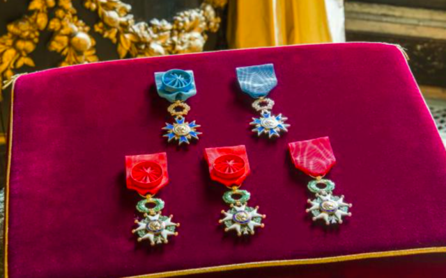 Illustration de médailles de la Légion d’honneur. (Crédit : legiondhonneur.fr)