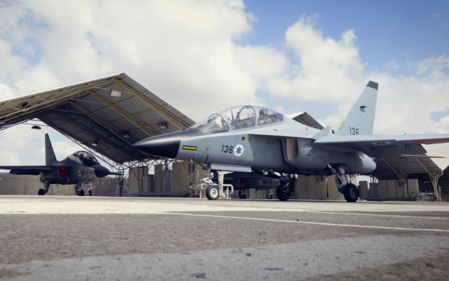 Avion d'entraînement M-346 de l'armée de l'air israélienne. (Systèmes Elbit)