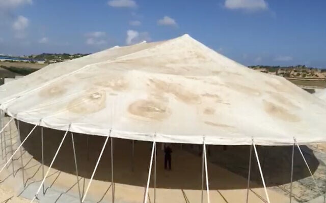 Le centre mis en place par l'organisation caritative américaine FriendShips à la frontière Israël-Gaza. (Capture d'écran / Facebook)