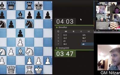 Des joueurs d'échecs bhoutanais et israéliens lors d'un match amical en ligne le 21 janvier 2021, quelques semaines seulement après que les deux pays ont établi des relations diplomatiques. (Autorisation Chess4All)
