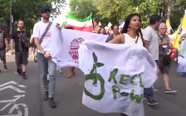 Participants au Forum social mondial de Montréal en 2016. (Capture d'écran vidéo)