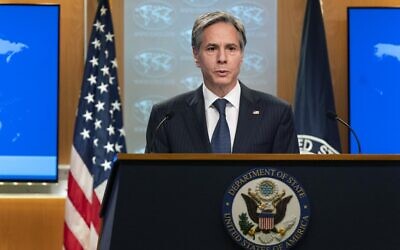 Le secrétaire d'État Antony Blinken lors d'une conférence de presse au département d'État à Washington, le 26 février 2021. (Crédit : Manuel Balce Ceneta / POOL / AFP)