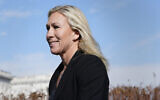 La représentante républicaine Marjorie Taylor Greene de Géorgie arrive pour prendre la parole lors d'une conférence de presse au Capitole à Washington, le 5 février 2021. (AP Photo/Susan Walsh)