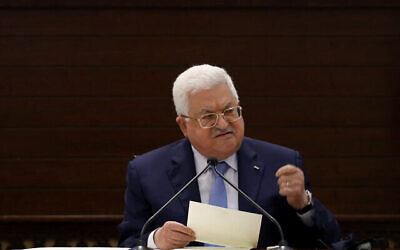 Le président de l'Autorité palestinienne, Mahmoud Abbas, prend la parole lors d'une réunion des dirigeants palestiniens à Ramallah, en Cisjordanie, le 3 septembre 2020. (Flash90)