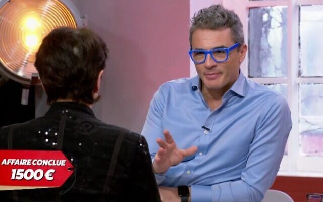 Julien Cohen dans l’émission « Affaire conclue » sur France 2. (Crédit : capture d’écran France 2) Julien Cohen dans l’émission « Affaire conclue » sur France 2. (Crédit : capture d’écran France 2)