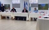 Le Premier ministre Benjamin Netanyahu rencontre des officiers supérieurs de la police, le 17 mars 2020. (Capture d'écran).