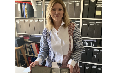Joëlle Pariente-Milgrom en quête de la mémoire familiale. (Crédit : Sandrine Szwarc/DR)