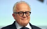 Fritz Keller, le président de la fédération allemande de football (DFB), pose pour une photo alors qu'il assiste au congrès annuel de la DFB à Francfort, en Allemagne, le 27 septembre 2019. (Crédit : Daniel Roland/AFP)