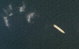 Illustration : Le cargo iranien MV Saviz dans la mer Rouge, au large des côtes du Yémen, le 1er octobre 2020. (Crédit : Planet Labs Inc. via AP)