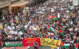 Une manifestation pro-palestinienne dans le centre ville de Manhattan dans le contexte d'escalade des violences entre Gaza et Israël, le 11 mai 2020.  (Capture d'écran/Twitter)