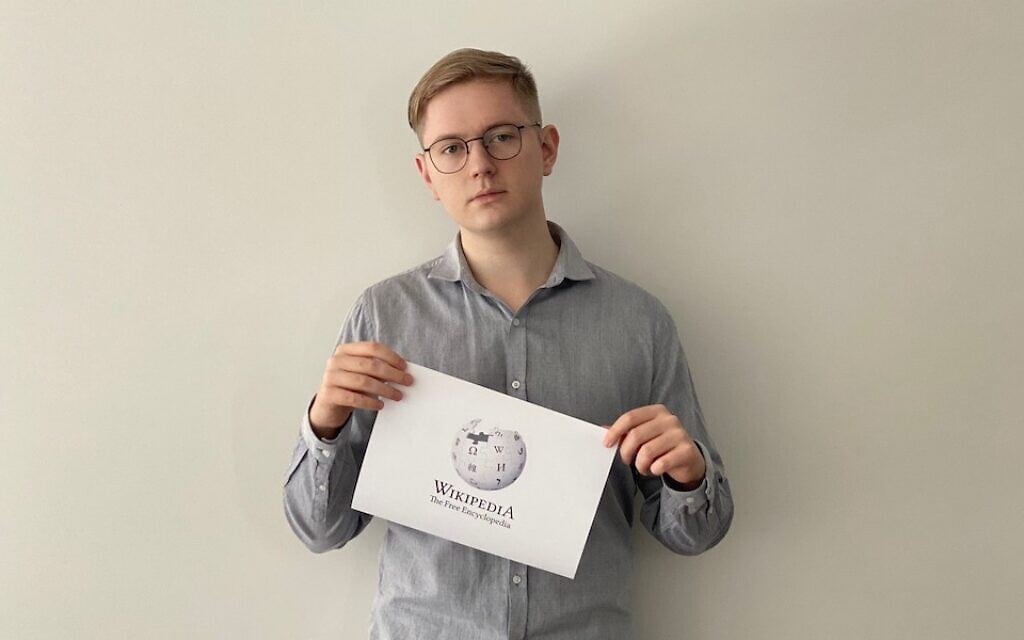Oliver Szydlowski, membre de WikiProject Poland, un étudiant polonais qui fréquente une université australienne. (Crédit : Oliver Szydlowski/ via JTA)