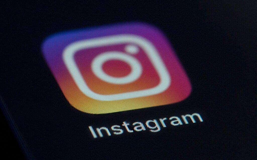 L'application Instagram sur un smartphone, en août 2019. (Crédit : Jenny Kane/AP)