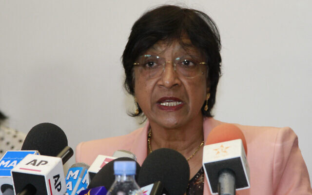 Navi Pillay, alors commissaire aux droits de l'homme des Nations unies, lors d'une conférence de presse à Rabat, au Maroc, le 29 mai 2014. (Crédit : AP Photo/Paul Schemm, Archive)