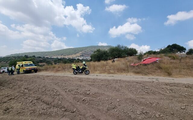 Le site d'un accident de parapente près de Kaduri le 23 juillet 2021. (Crédit : Magen David Adom) Le site d'un accident de parapente près de Kaduri le 23 juillet 2021. (Crédit : Magen David Adom)