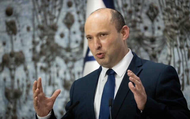 Le Premier ministre Naftali Bennett à la résidence présidentielle le 21 juillet 2021. (Crédit : Yonatan Sindel/Flash90)