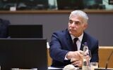 Le ministre des Affaires étrangères Yair Lapid rencontre les 26 ministres des Affaires étrangères de l'UE à Bruxelles, le 12 juillet 2021.(Crédit : Union européenne)