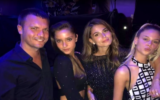 L'agent de mannequins israélien Shay Avital est vu avec un certain nombre de ses clients. (Crédit : capture d'écran: la Treizième Chaîne)