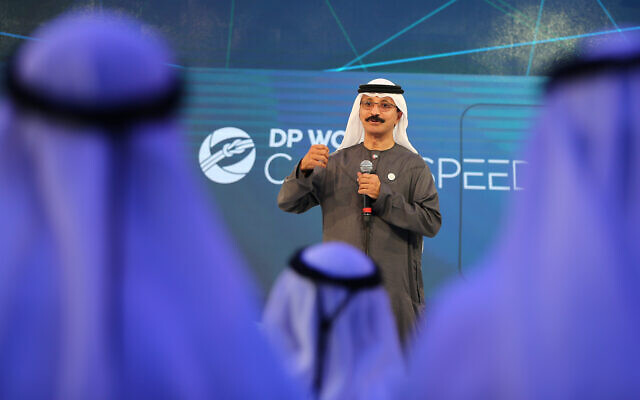 Le président et directeur-général de DP World, Sultan Ahmed ben Sulayem, lors d'une présentation à Dubaï, aux Émirats arabes unis, le 29 avril 2018. (Crédit :  Kamran Jebreili/AP)