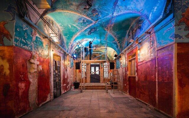 Intérieur du collectif d'art HaMiffal à Jérusalem. (Autorisation / Itamar Ginsburg)