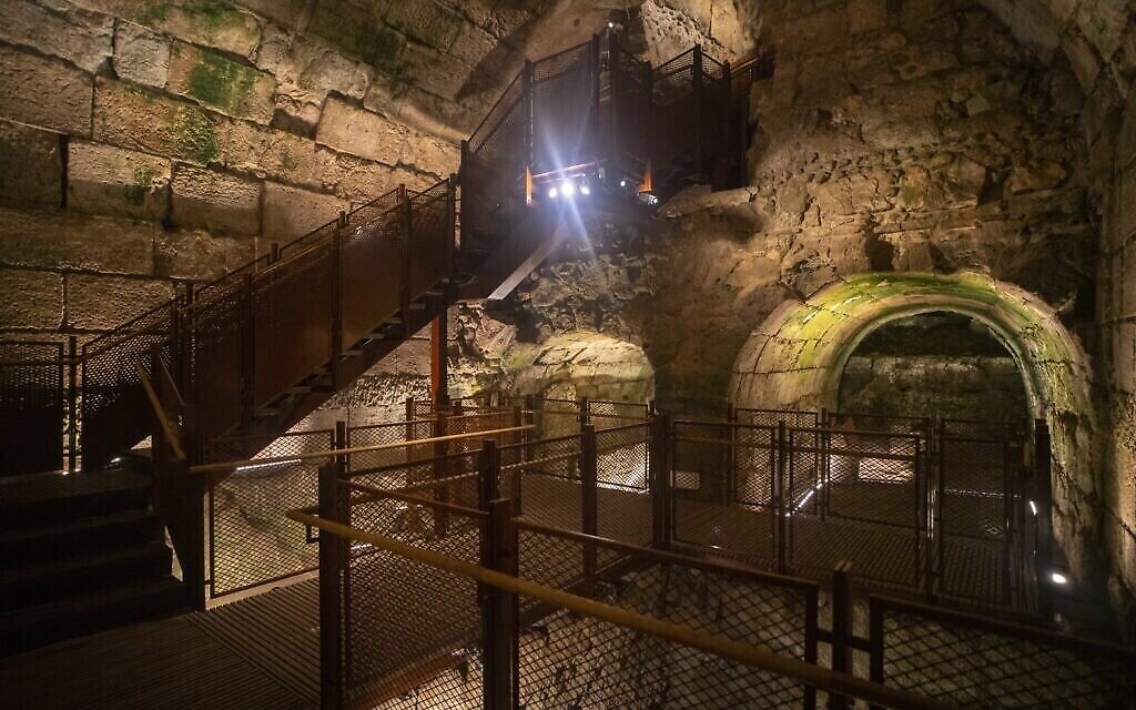 Le nouveau parcours des visiteurs dans les tunnels du Mur occidental. (Yaniv Berman/Autorité des antiquités israéliennes)