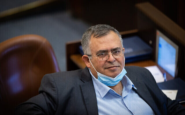 Le député David Bitan à la Knesset à Jérusalem, le 7 juillet 2021. (Crédit: Yonatan Sindel/Flash90)